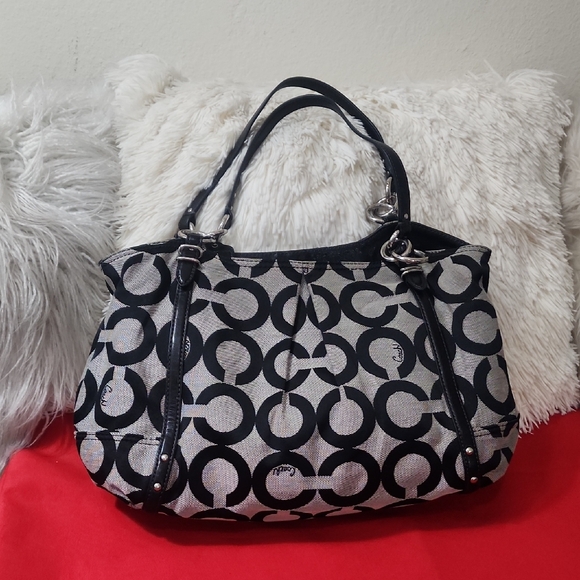 Stylish Coach Black and Gray Patterned Women's Bag - Picture 1 of 6
